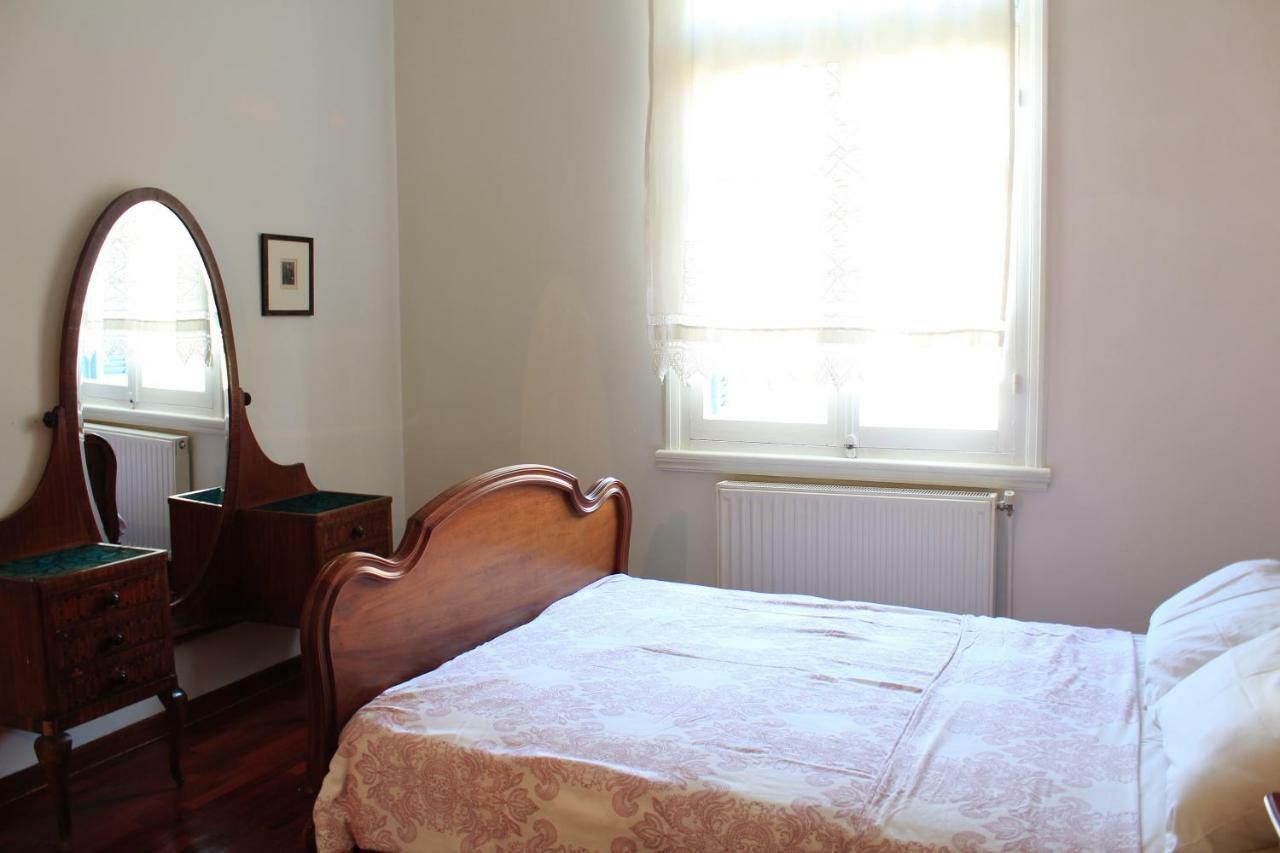 City Center Landmark House Tesalonika Bagian luar foto