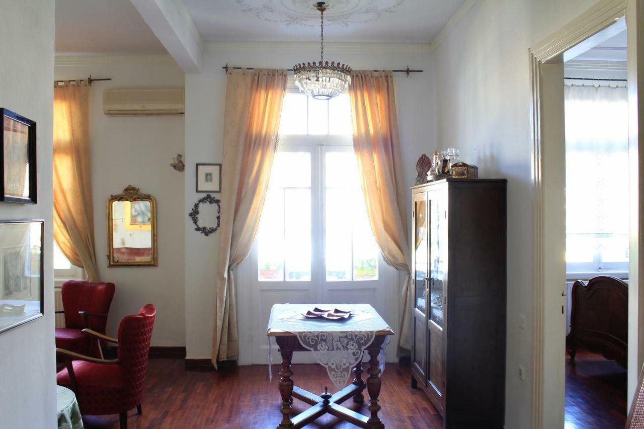City Center Landmark House Tesalonika Bagian luar foto