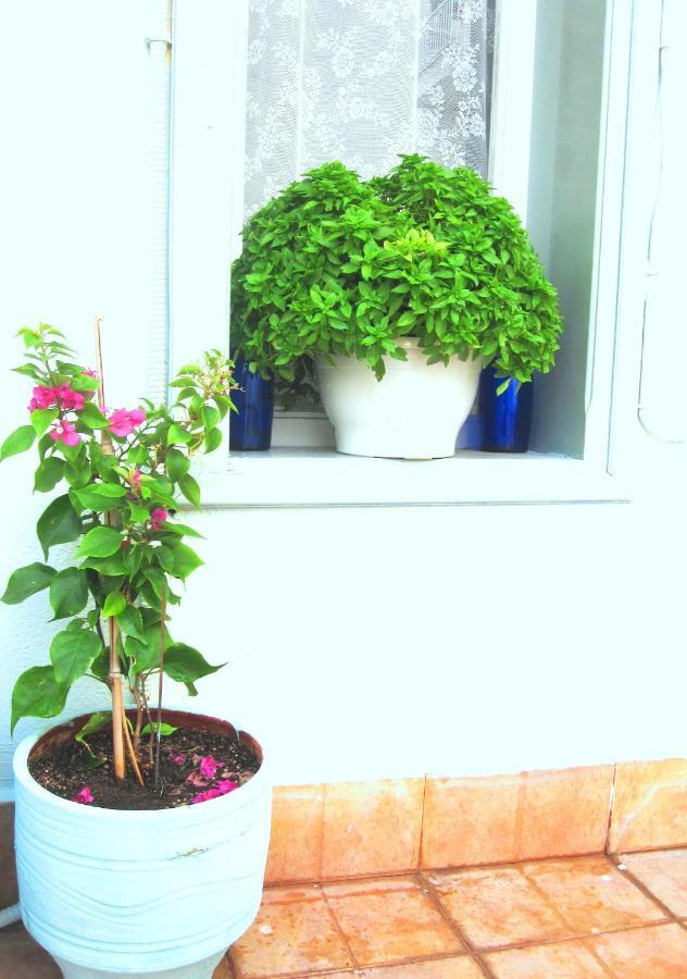 City Center Landmark House Tesalonika Bagian luar foto